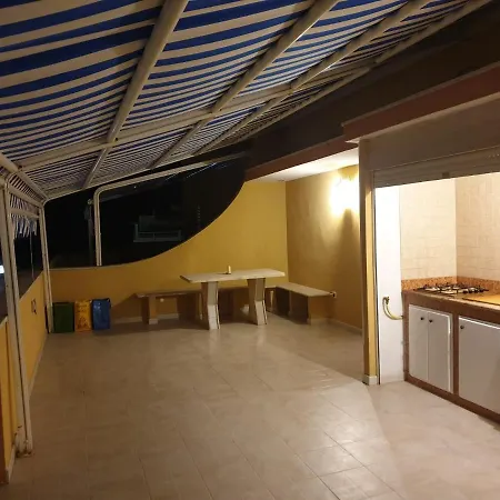 Appartamento Attico In Riva Al Mare