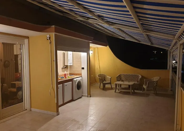 Attico In Riva Al Mare Apartment *